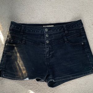 Size 11 black shorts